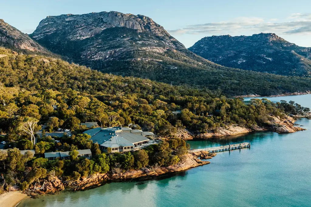 Freycinet Lodge image 1