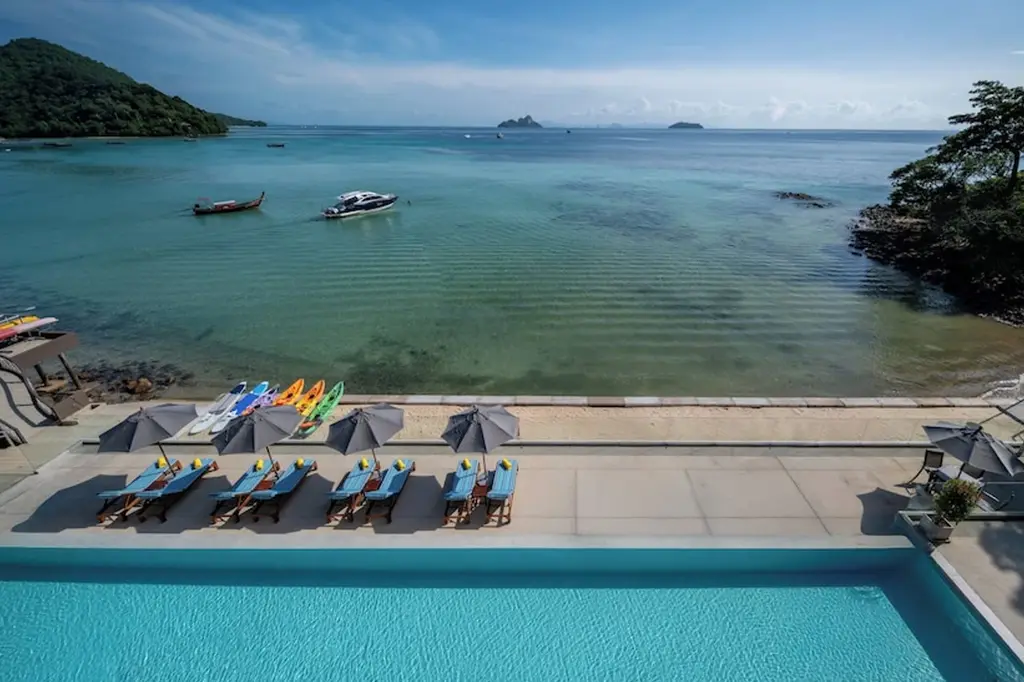 Centara Villas Phi Phi Island image 9