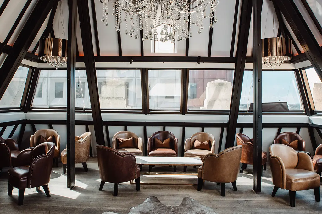 Mayfair Hotel Adelaide image 5