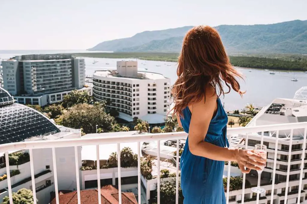 Pullman Cairns International image 6