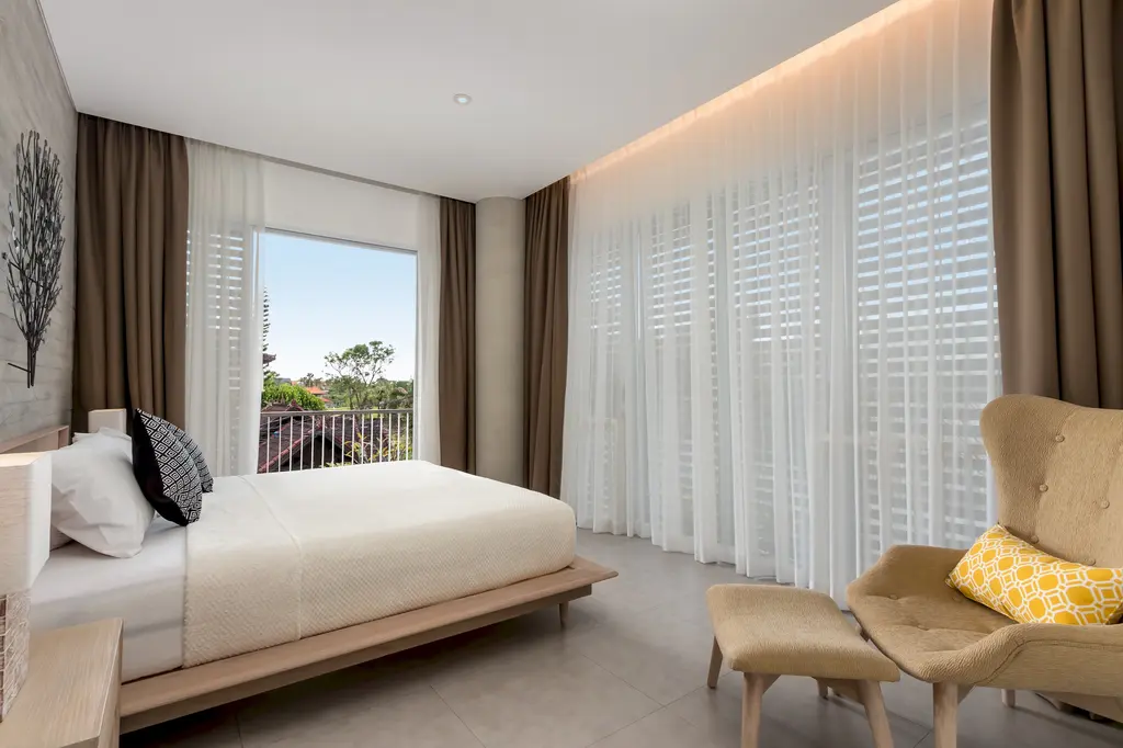 Swan Villa 3 image 3