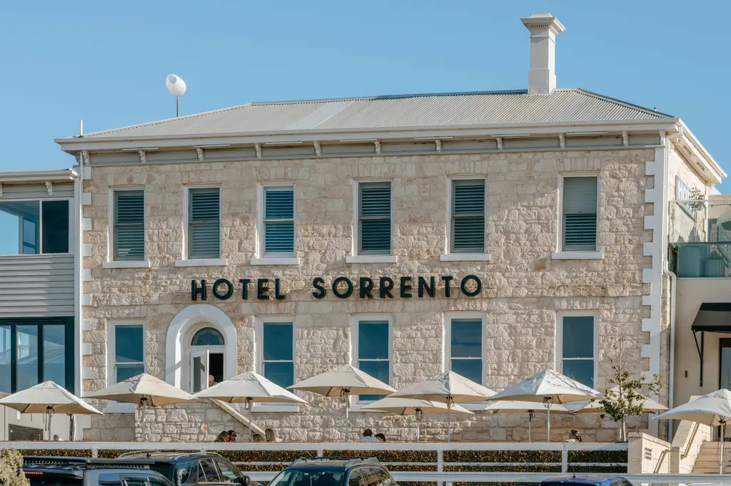 Hotel Sorrento image 6