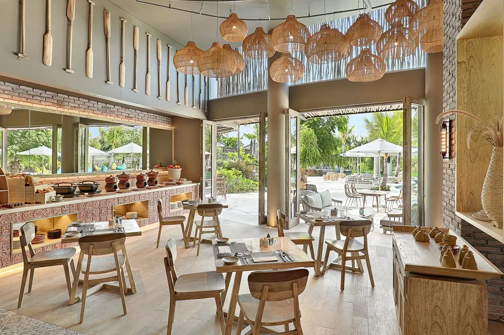 Cross Bali Breakers Resort image 7