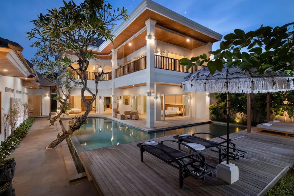 Villa Christie by Nakula image 2