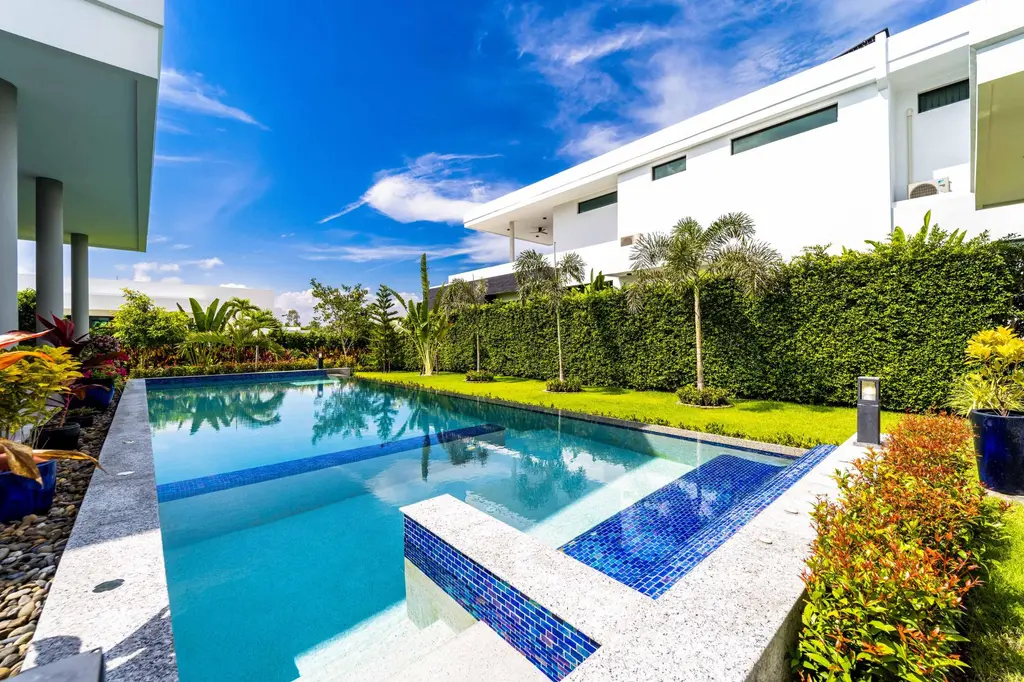 Luxury Modern 6 Bed Private Pool Villa image 19