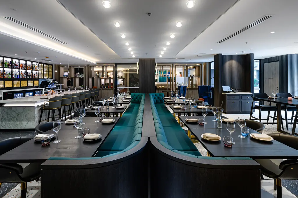 Mövenpick Hotel Hobart image 4