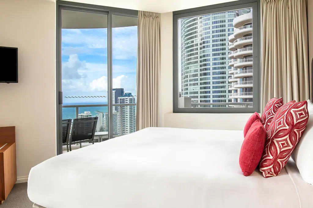 Mantra Legends Surfers Paradise image 3