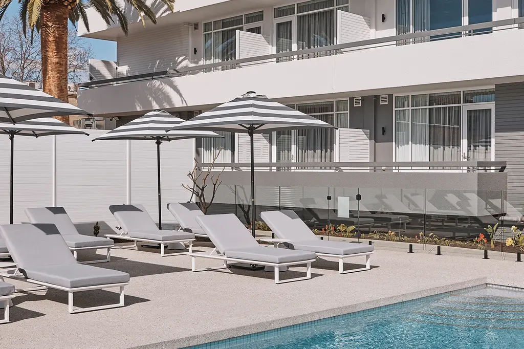 Hotel Alba Adelaide image 4