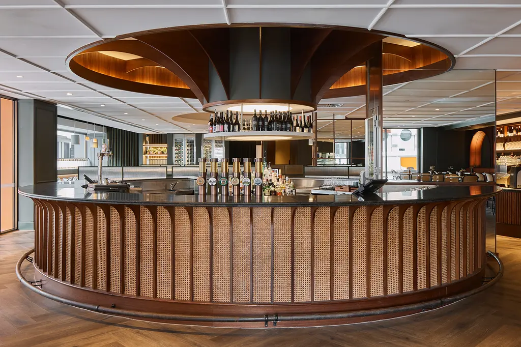 Rydges Melbourne image 9