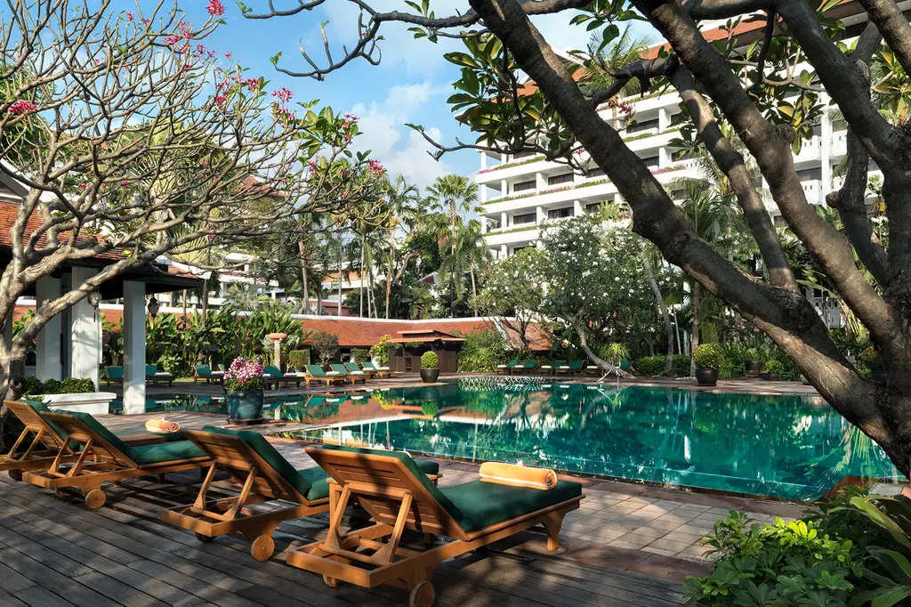 Anantara Riverside Bangkok Resort image 2