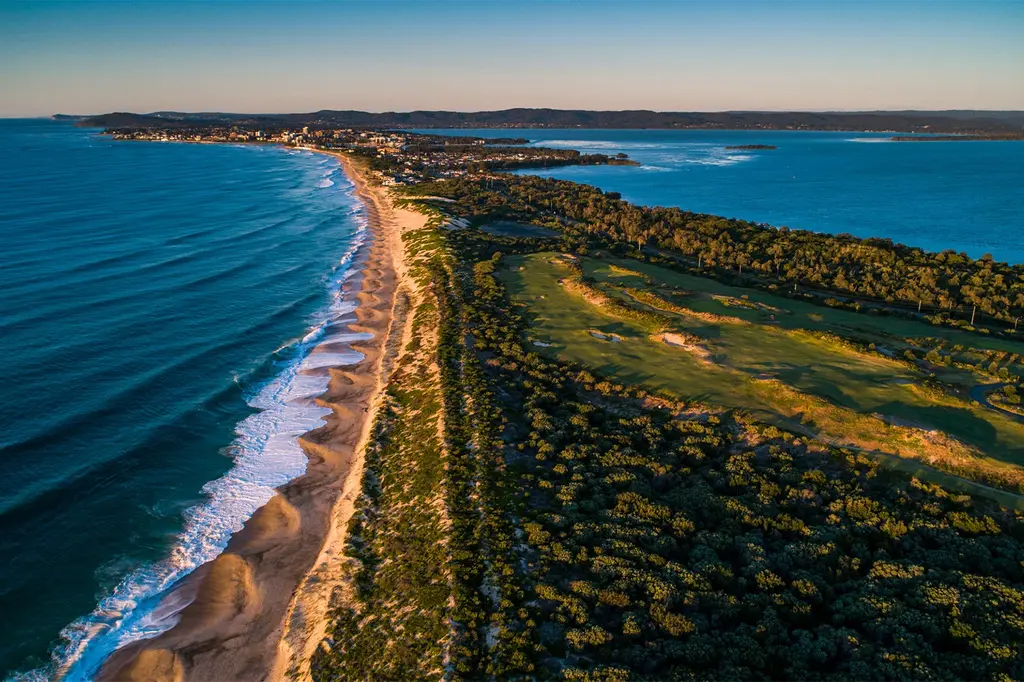 Pullman Magenta Shores Resort image 8