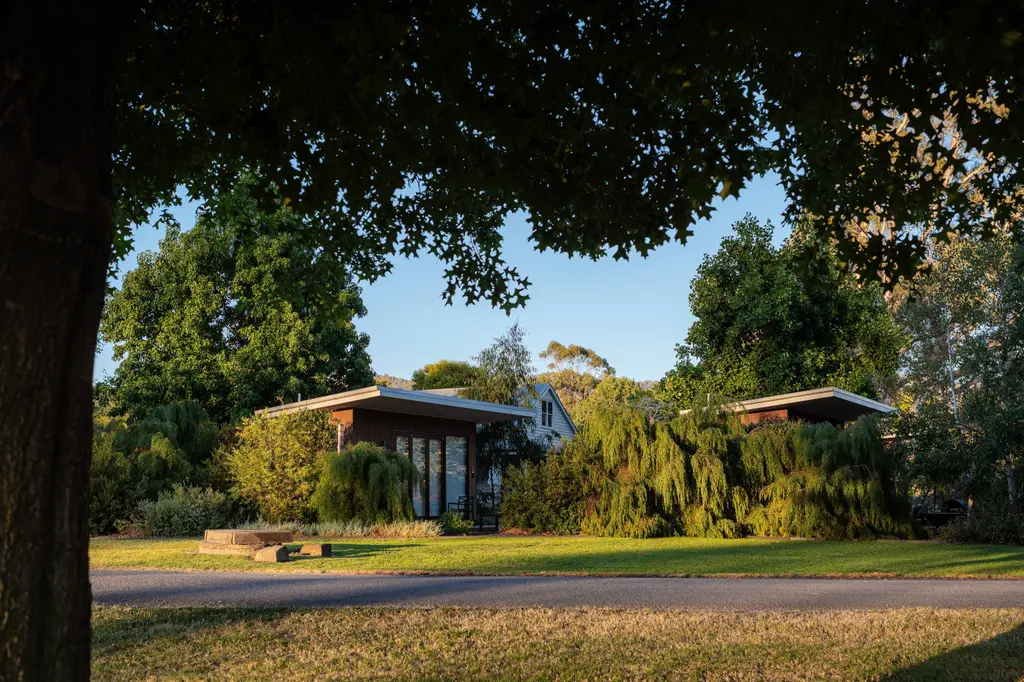 Dal Zotto Homestead and Petite Retreats image 5
