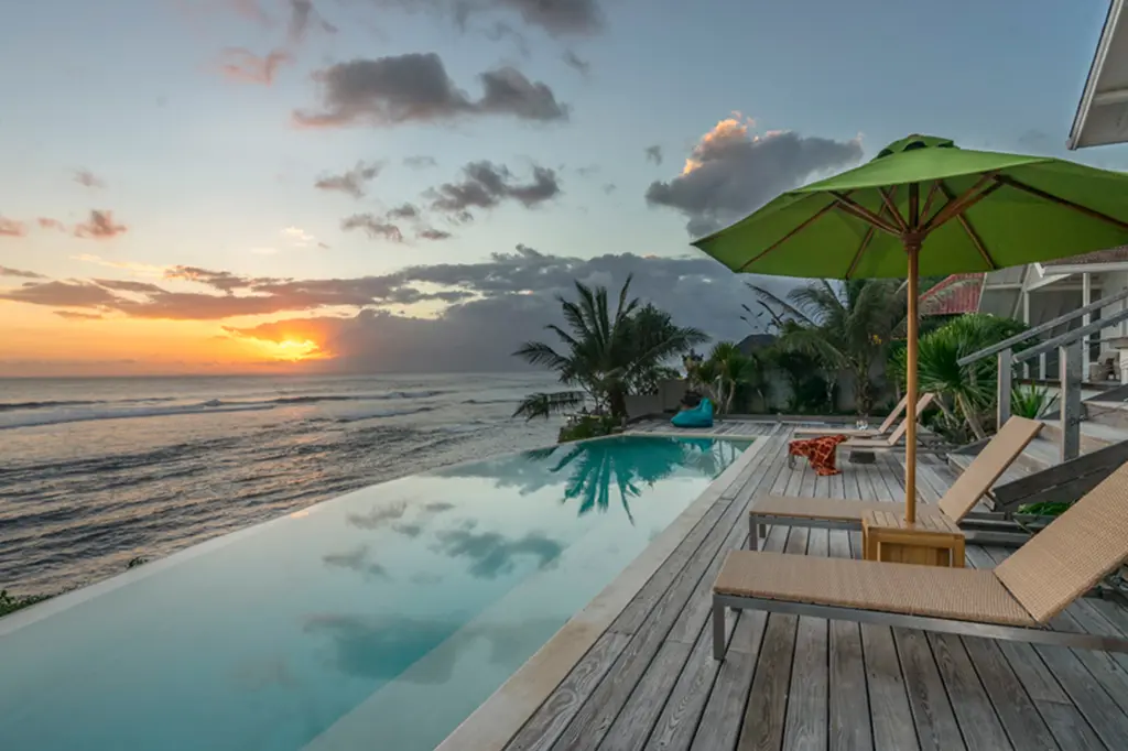 Purist Beach image 2