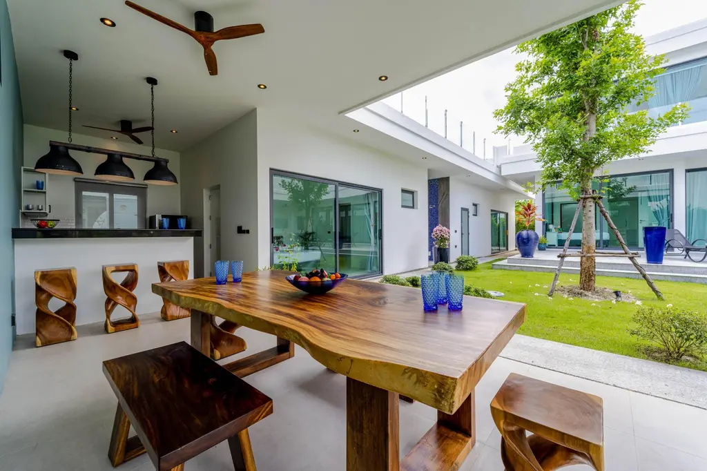 Luxury Modern 6 Bed Private Pool Villa image 7