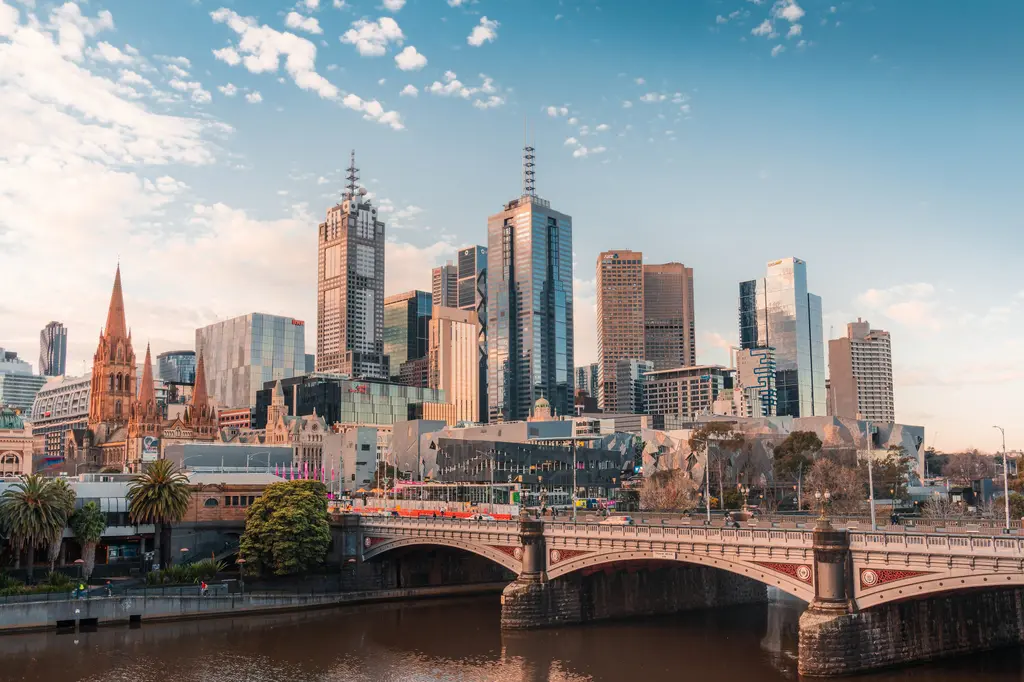 Lanson Place Parliament Gardens image 7