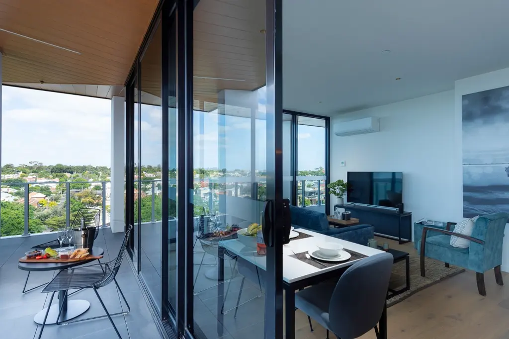 Oaks R Suites Geelong image 12