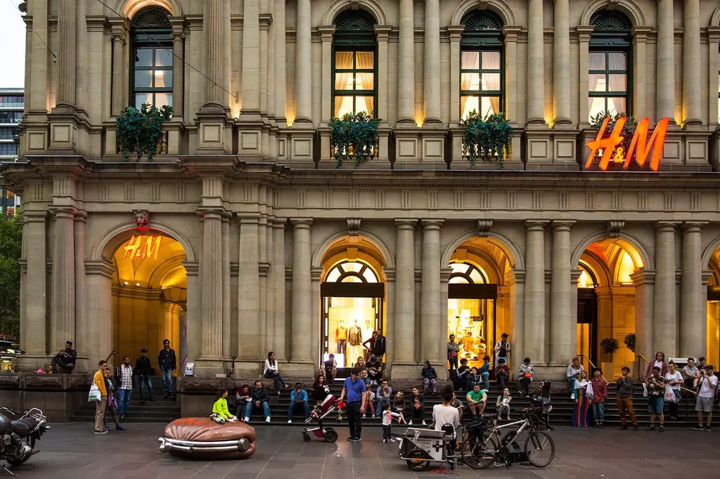 Novotel Melbourne Central image 14