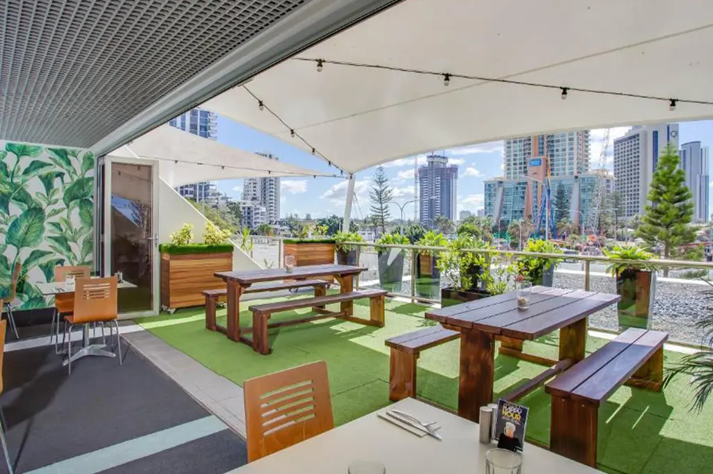 Mantra on View Surfers Paradise image 2