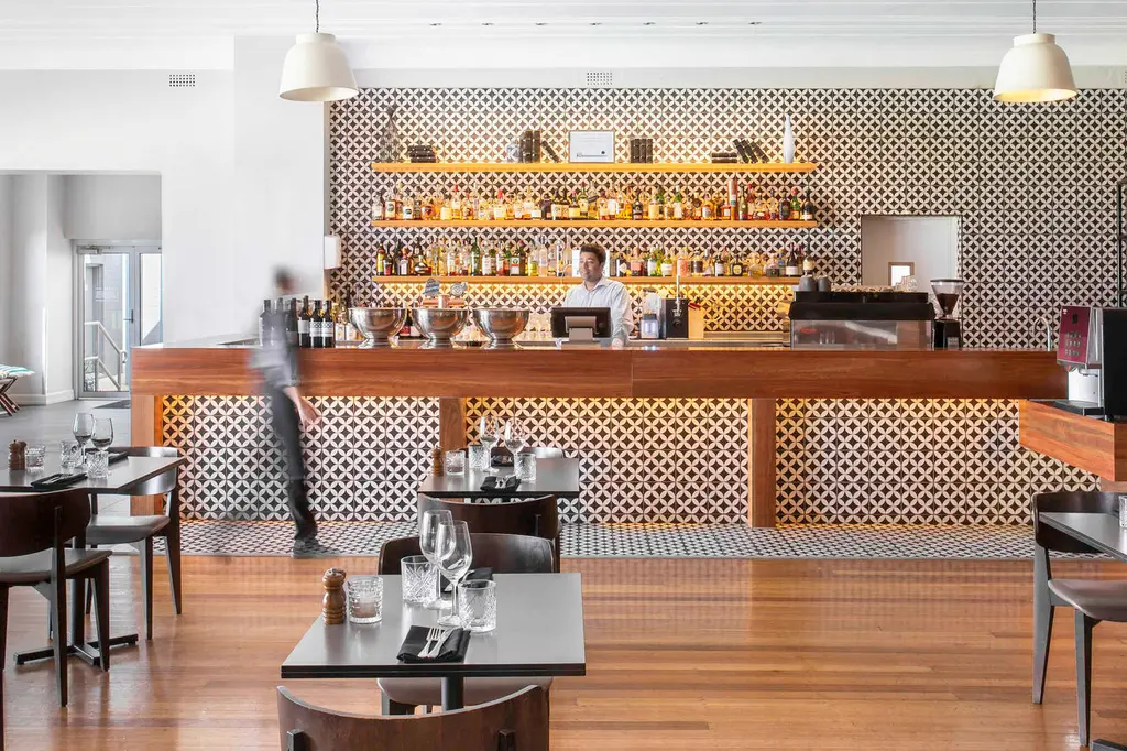 Mantra Lorne image 2