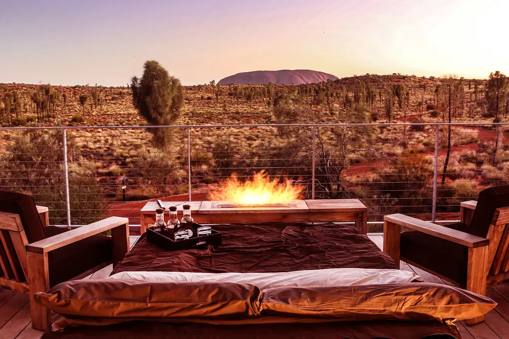 Longitude 131° image 4