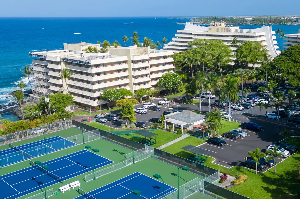 Royal Kona Resort image 14