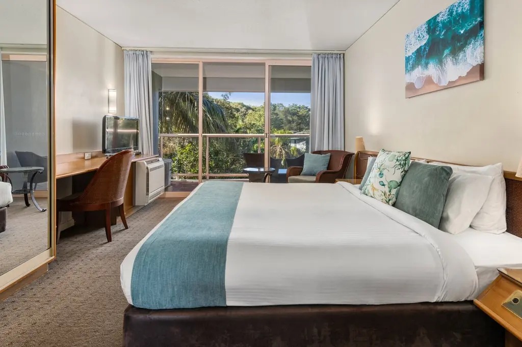 Charlesworth Bay Beach Resort image 3