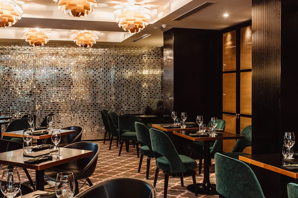 Mayfair Hotel Adelaide image 10