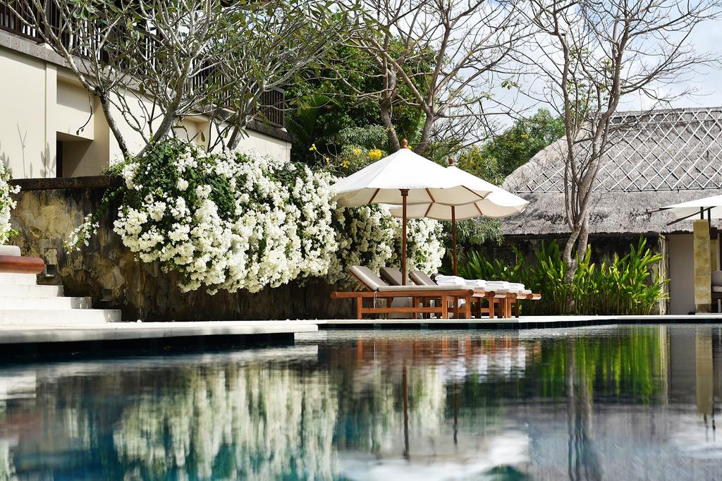 REVĪVŌ Wellness Resort Nusa Dua Bali image 3