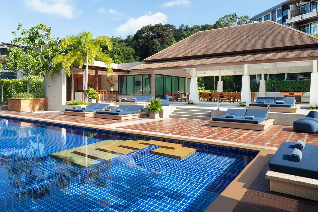 Avani Ao Nang Cliff Krabi Resort image 9