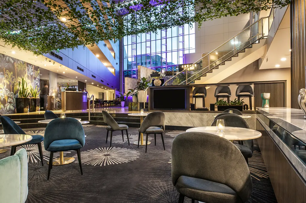 Crowne Plaza Canberra, an IHG Hotel image 2