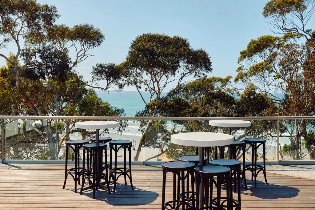 Lorne Hotel  image 5