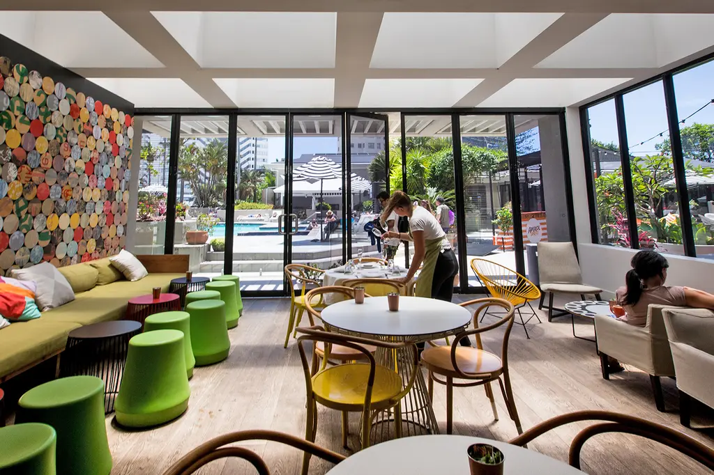 QT Gold Coast image 13