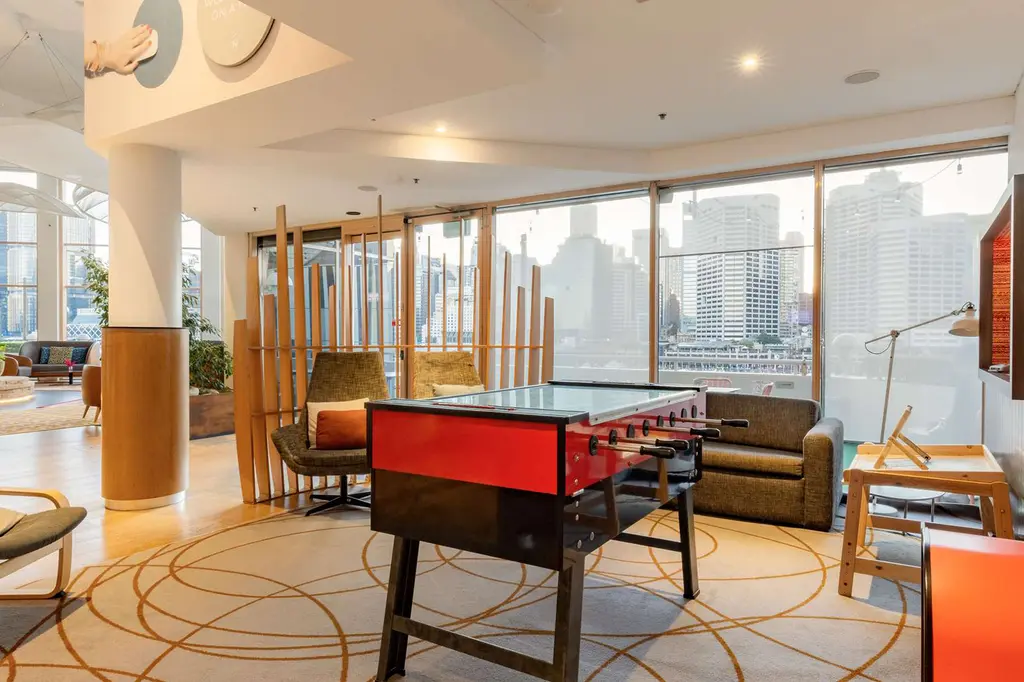 Novotel Sydney on Darling Harbour image 8