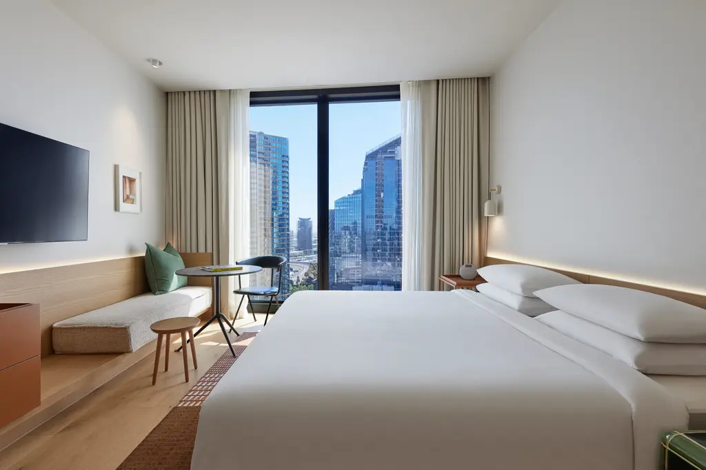 Hyatt Centric Melbourne image 3