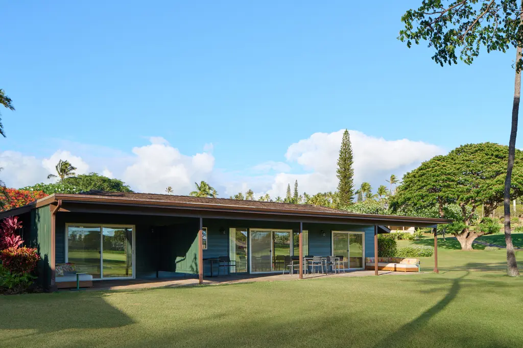 Royal Lahaina Resort & Bungalows image 12