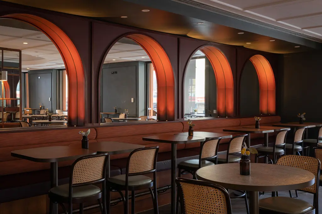 Rydges Melbourne image 13