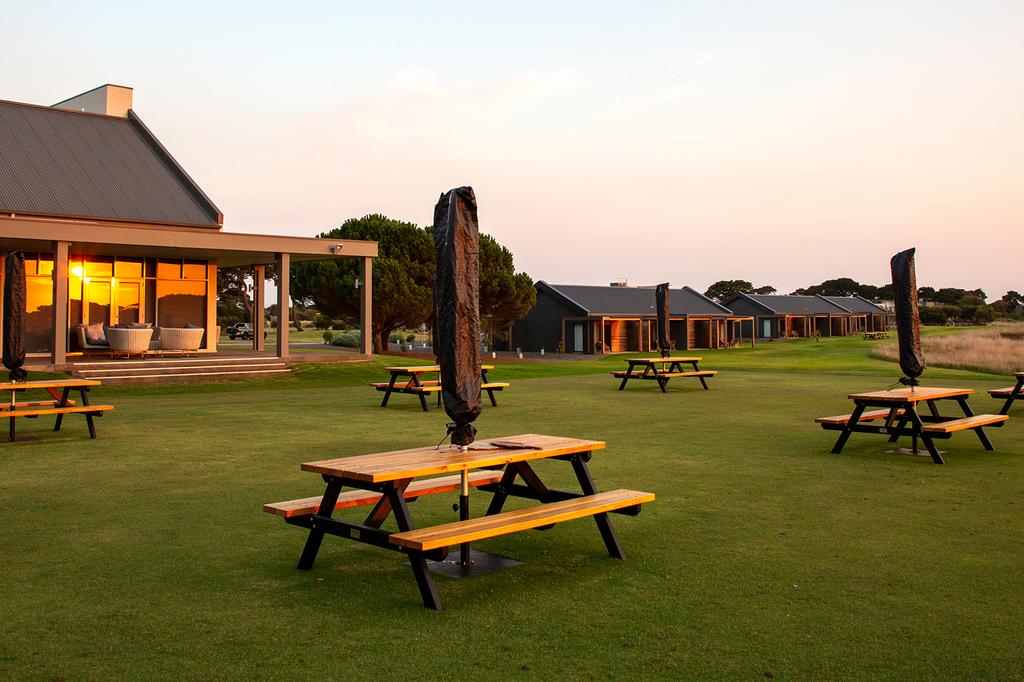 13th Beach Golf Lodges image 11