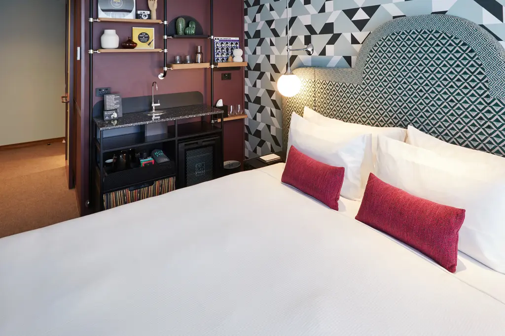 Ovolo Melbourne, South Yarra image 3