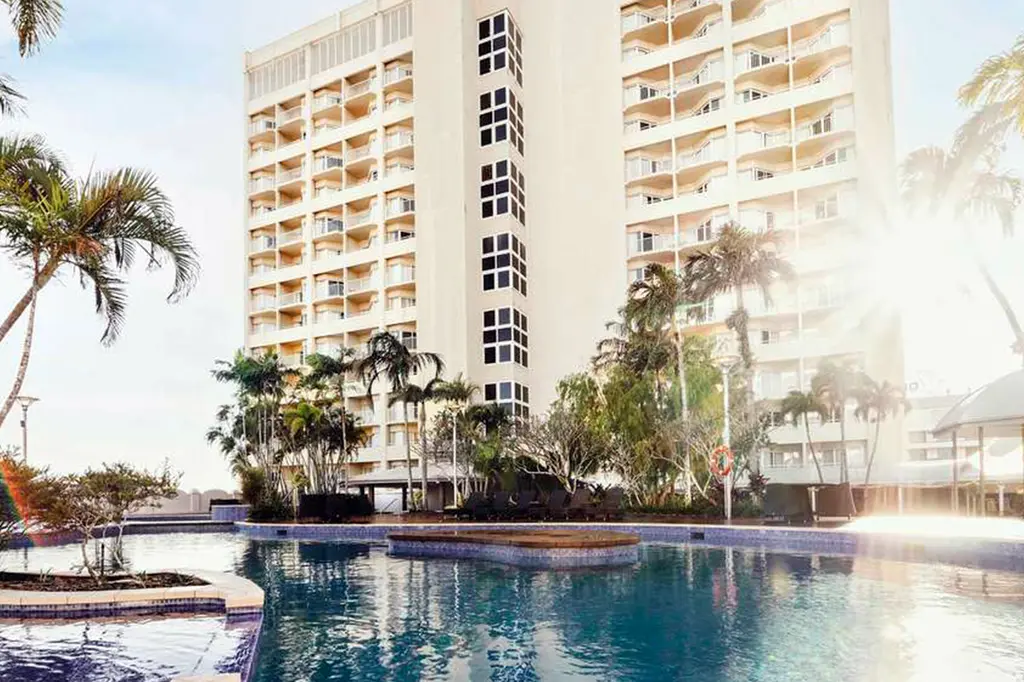 Pullman Cairns International image 2