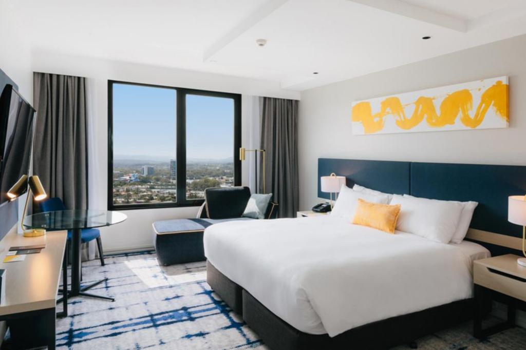 voco™ Gold Coast image 3