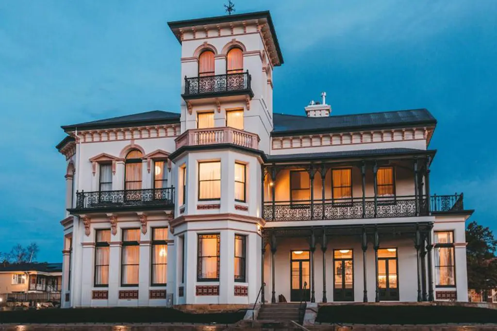 Maylands Lodge image 11