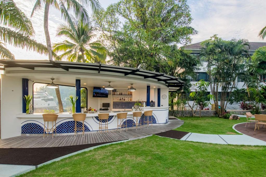 NH Boat Lagoon Phuket Resort image 10