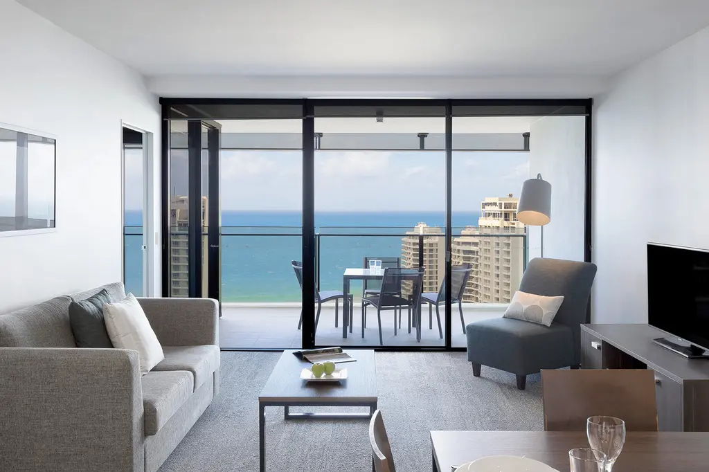 Mantra Circle on Cavill Surfers Paradise image 5