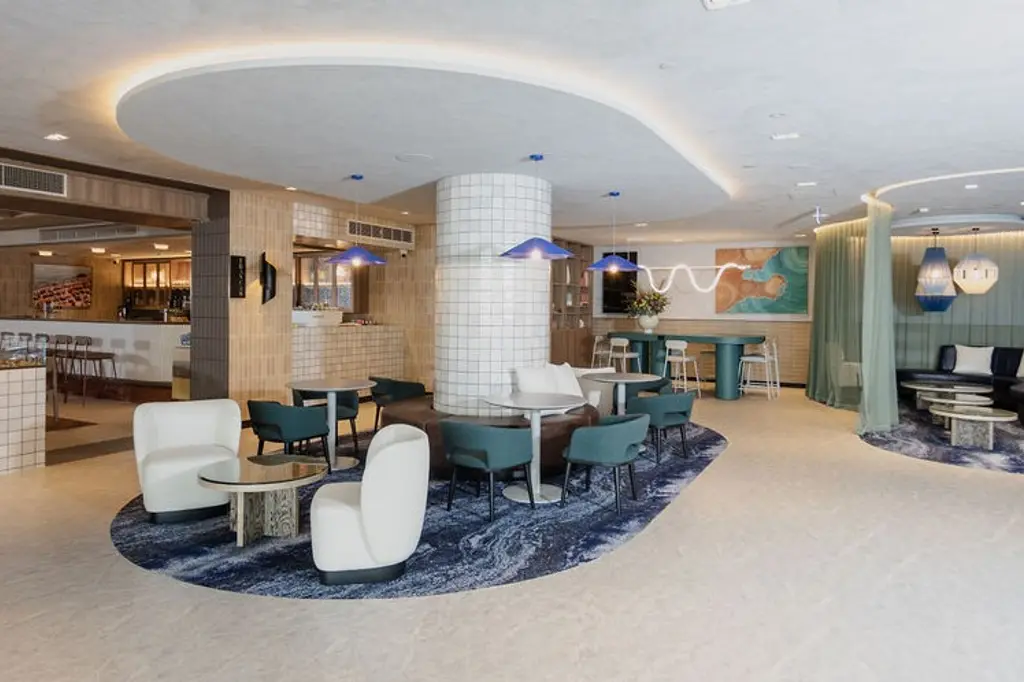 Bayside Geelong Hotel & Apartments image 4