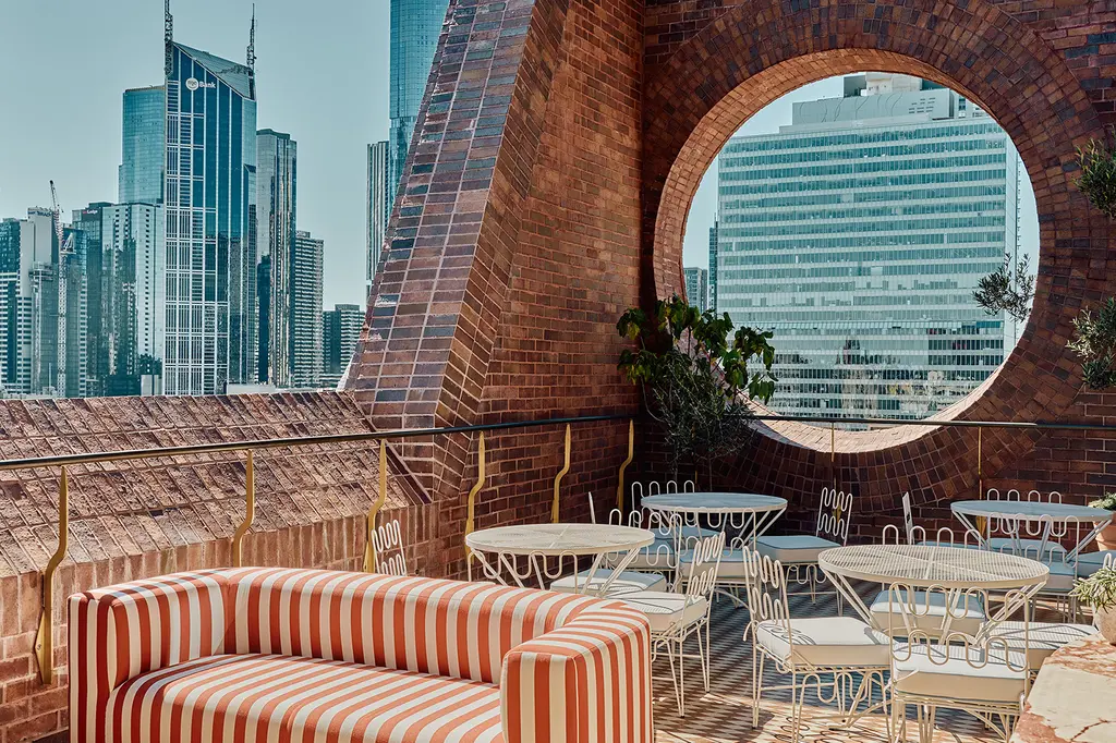 HYDE Melbourne Place image 5