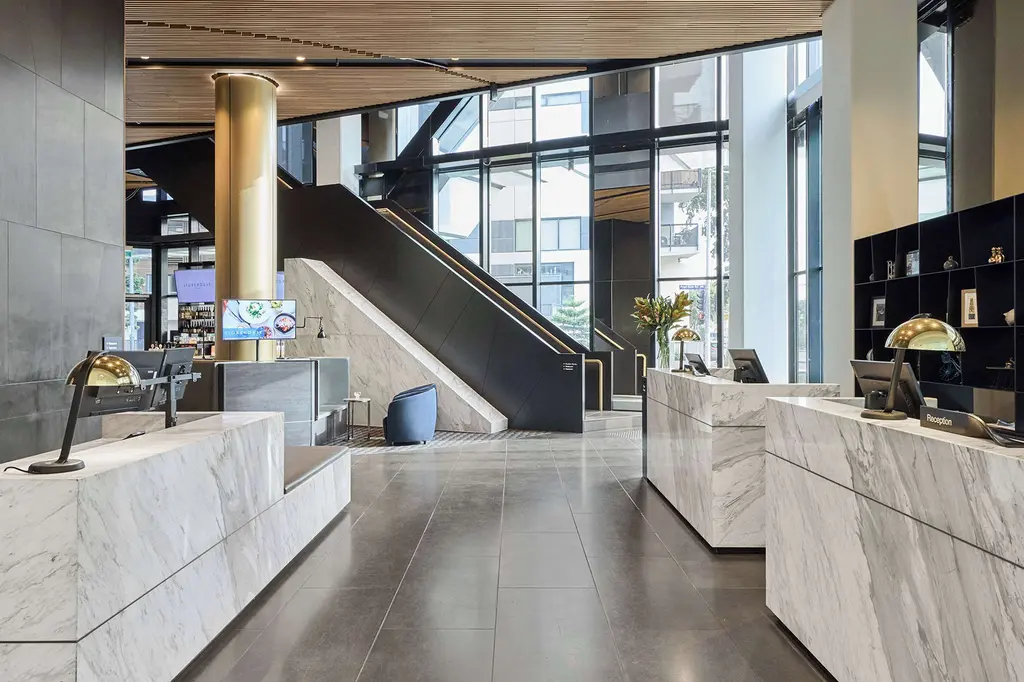 Vibe Hotel Melbourne Docklands image 11