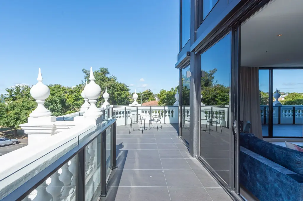 Oaks R Suites Geelong image 15