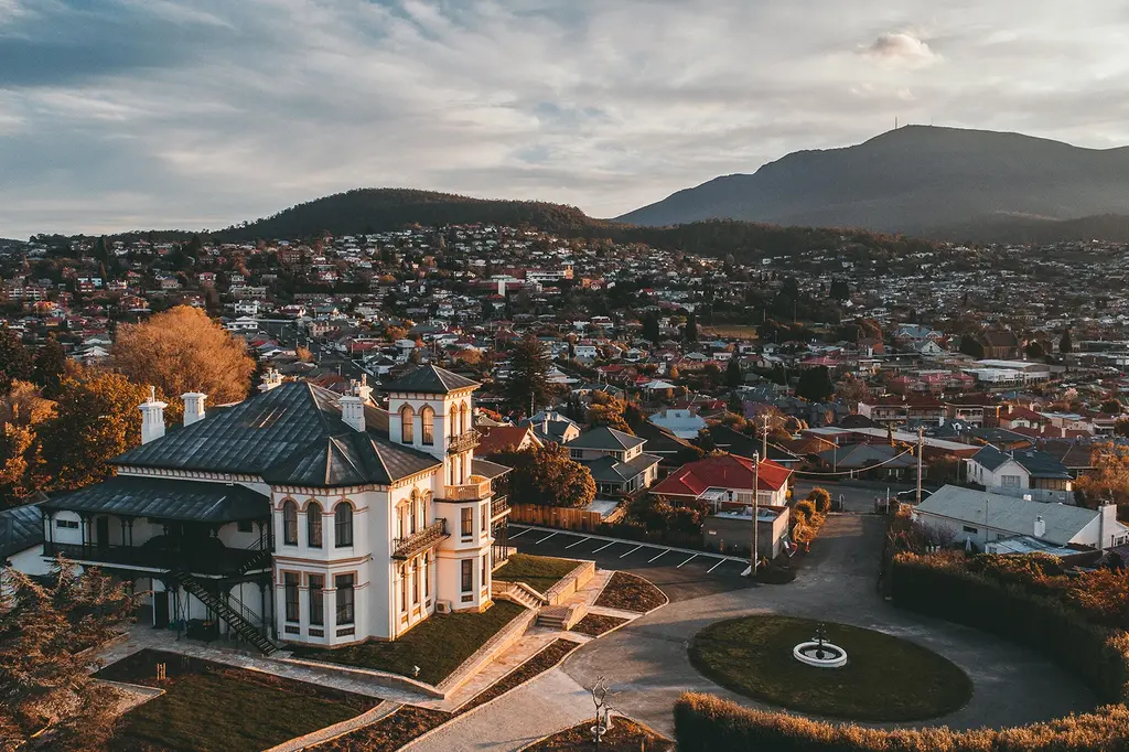 Maylands Lodge image 1