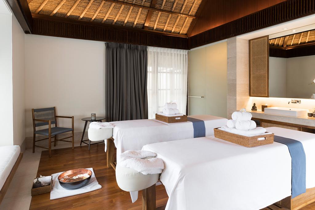 REVĪVŌ Wellness Resort Nusa Dua Bali image 4
