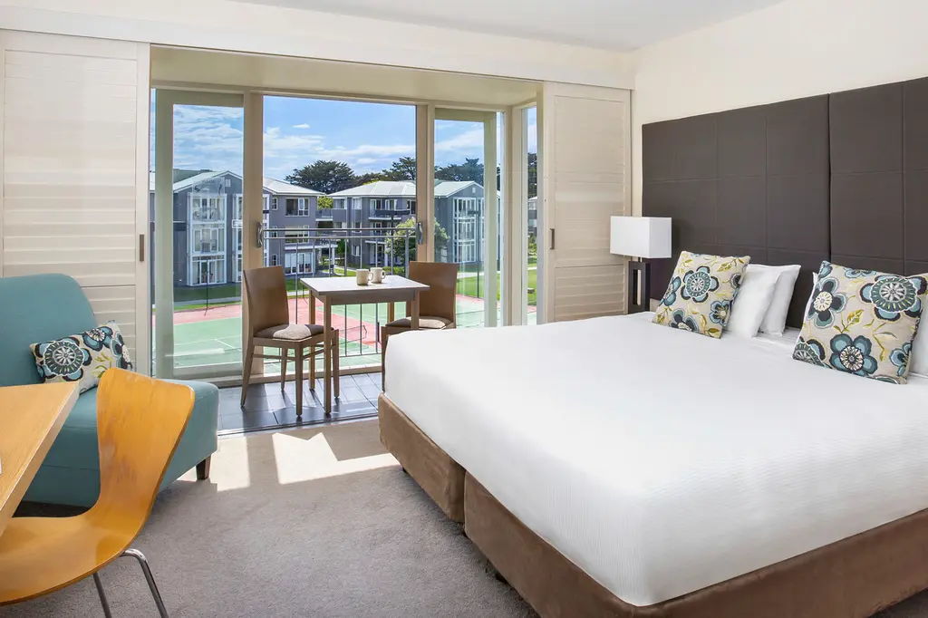 Mantra Lorne image 3